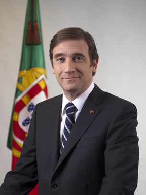 1413215972primeiro-ministro_pedro_passos_coelho